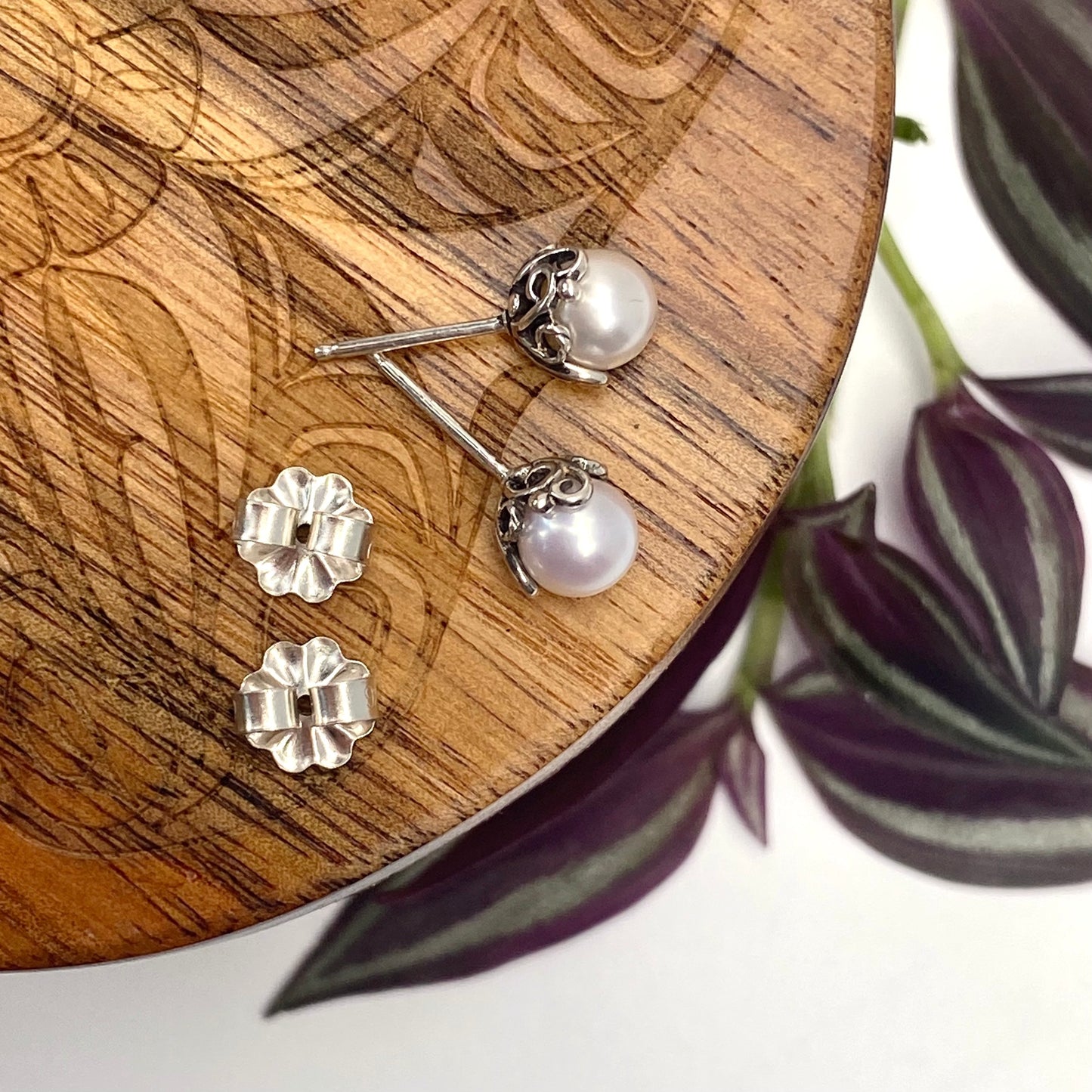 Pearl Filigree Stud Earrings