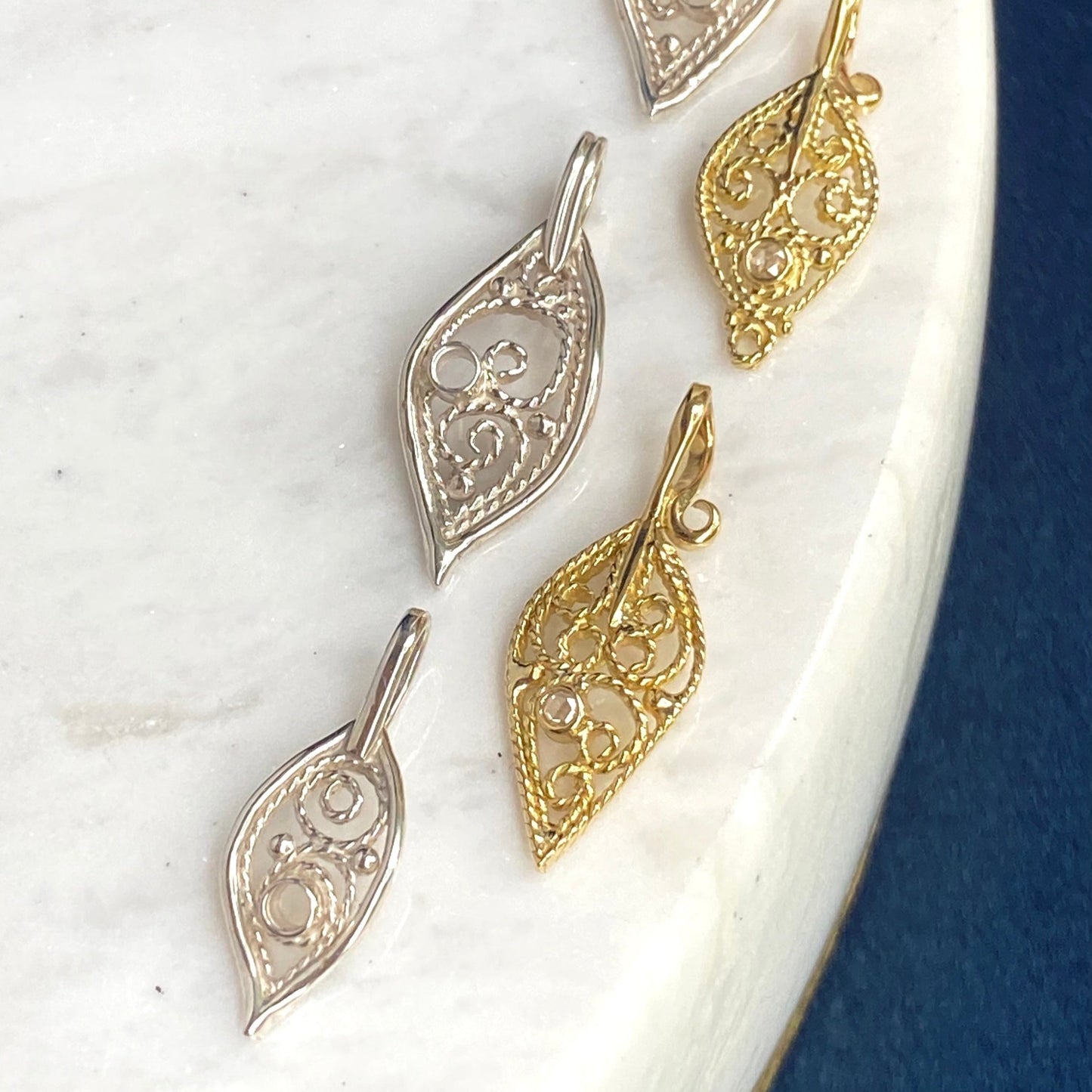 Filigree Leaf Charms Silver with Montana Sapphire