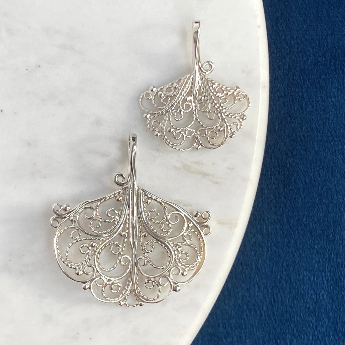 Small Ginkgo Leaf Silver Filigree Pendant
