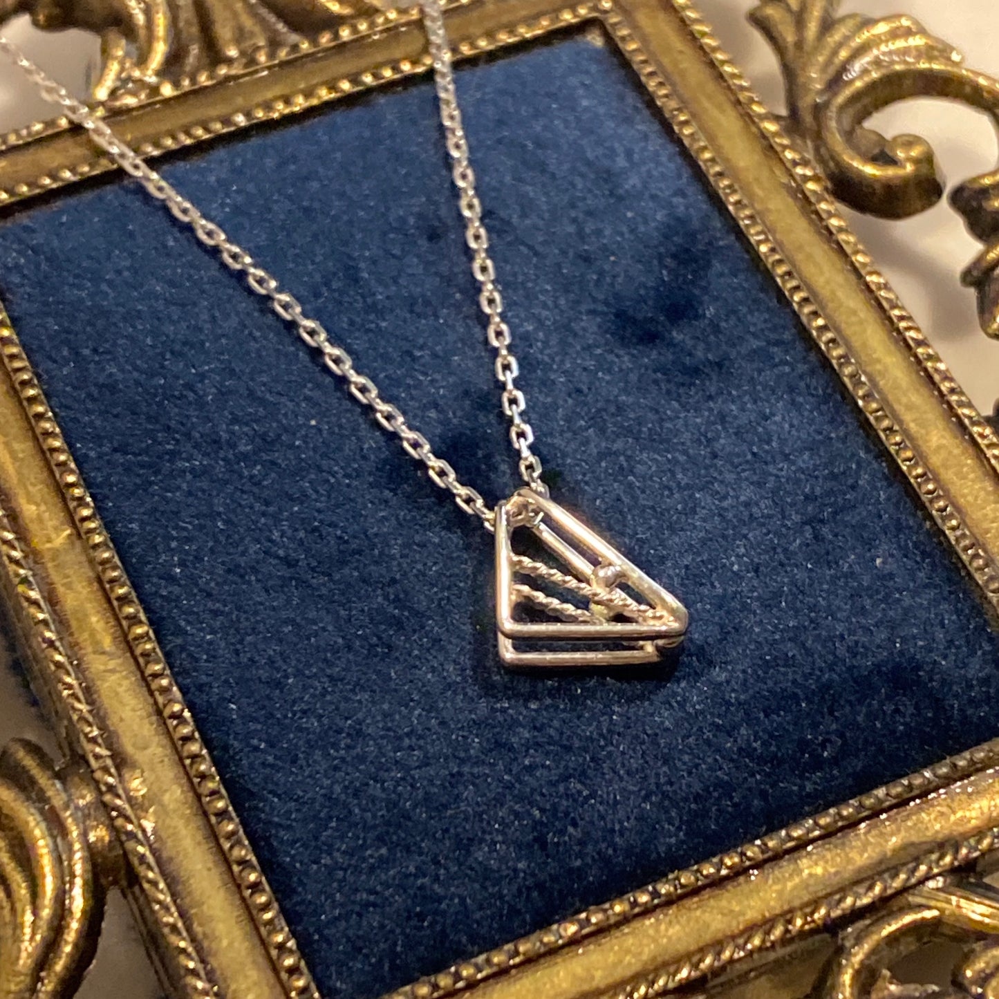 Triangle Trusses Bead Charm