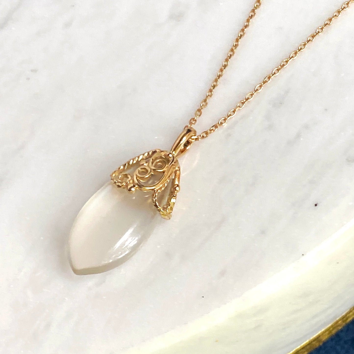 Moonstone Gold Filigree Elipse Pendant