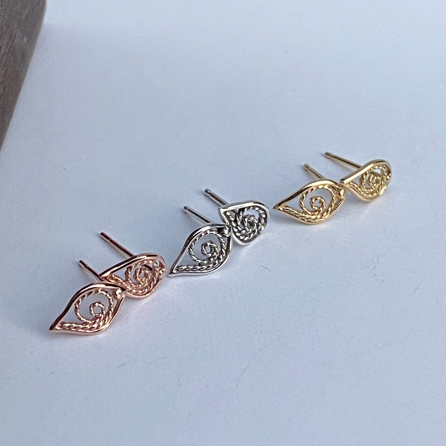 Filigree Leaf Stud Earrings