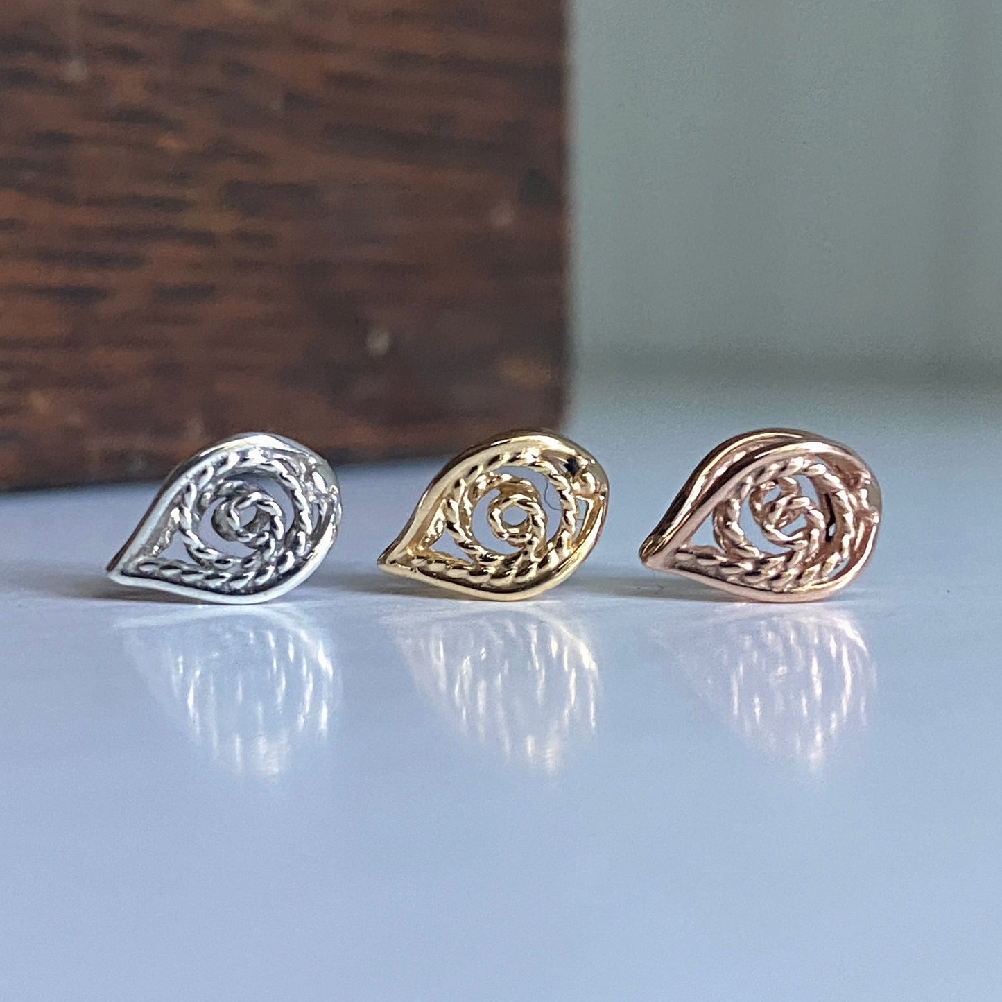Filigree Leaf Bead Slider Charms