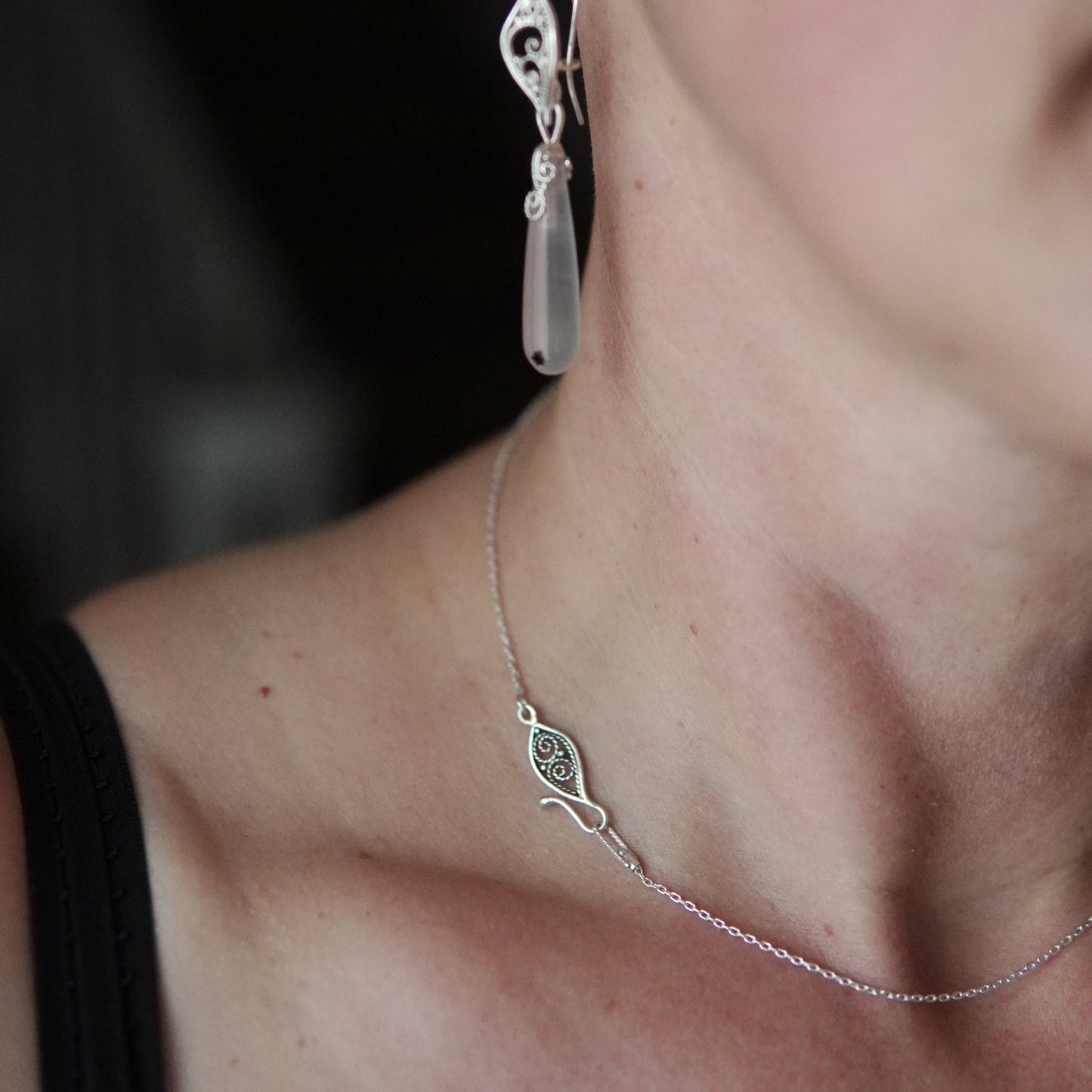 Leaf Clasp Silver Filigree Necklace