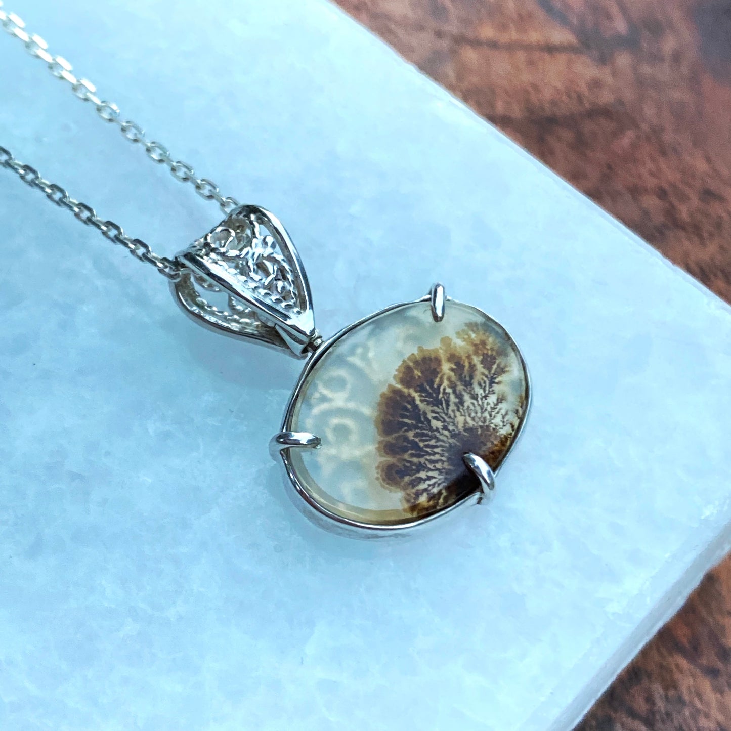 Flourish Agate Pendant w/ Swivel Bail