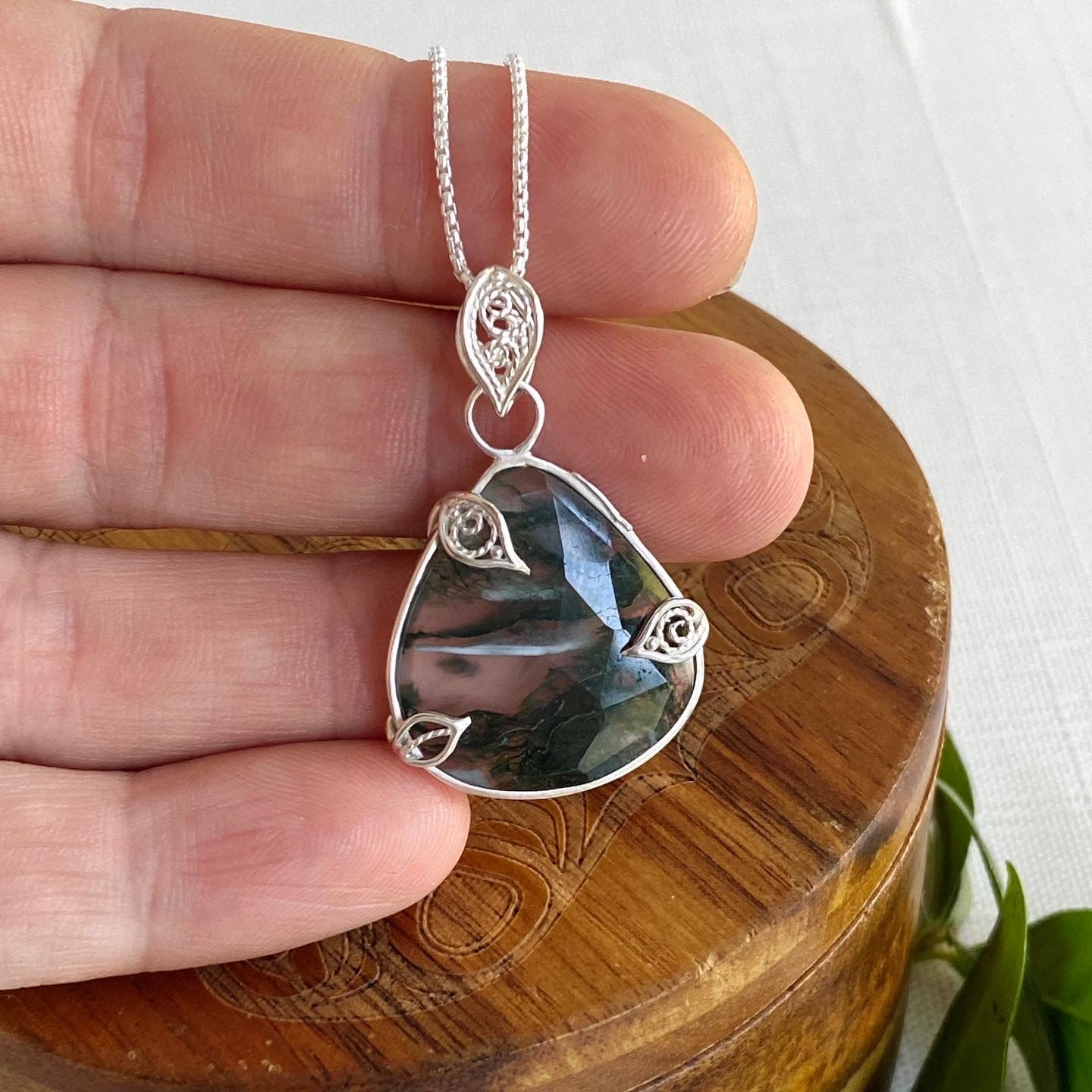 Moss Agate Filigree Leaf Pendant