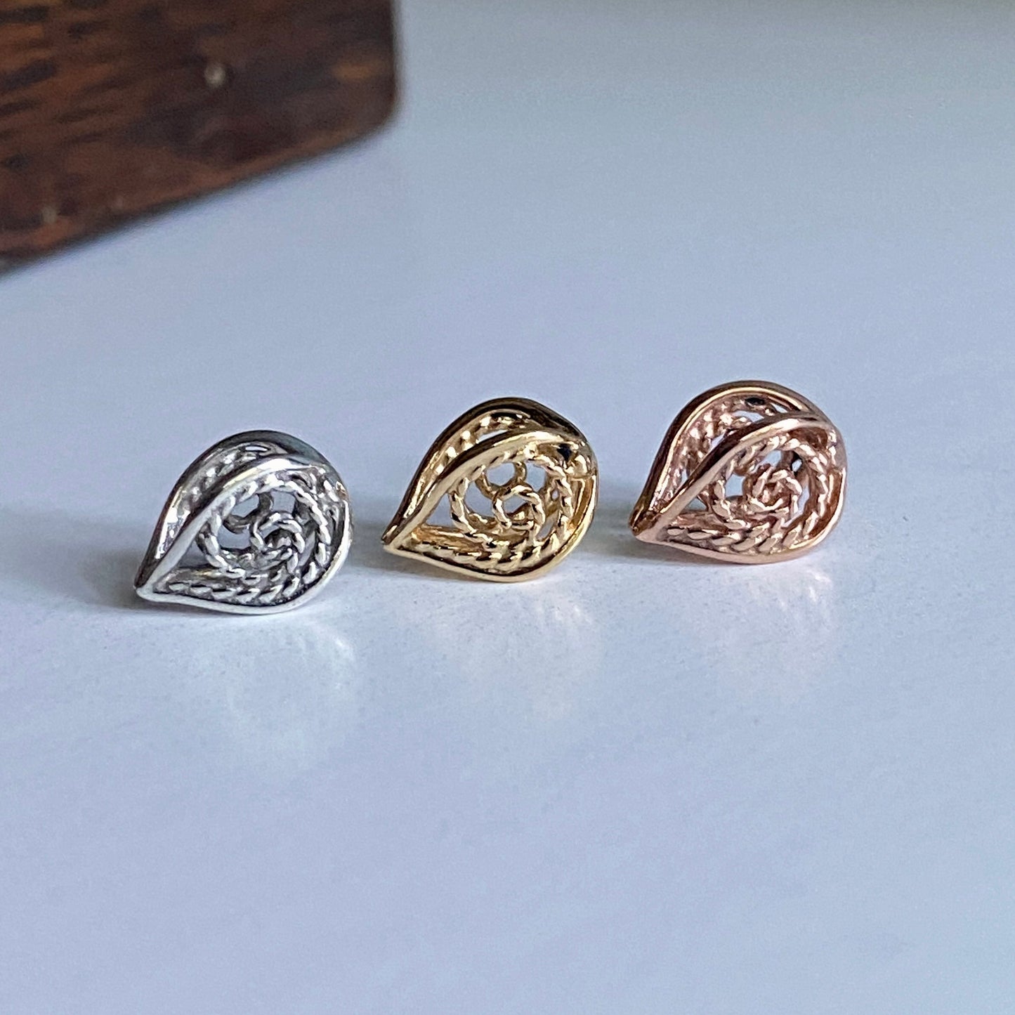 Filigree Leaf Bead Slider Charms