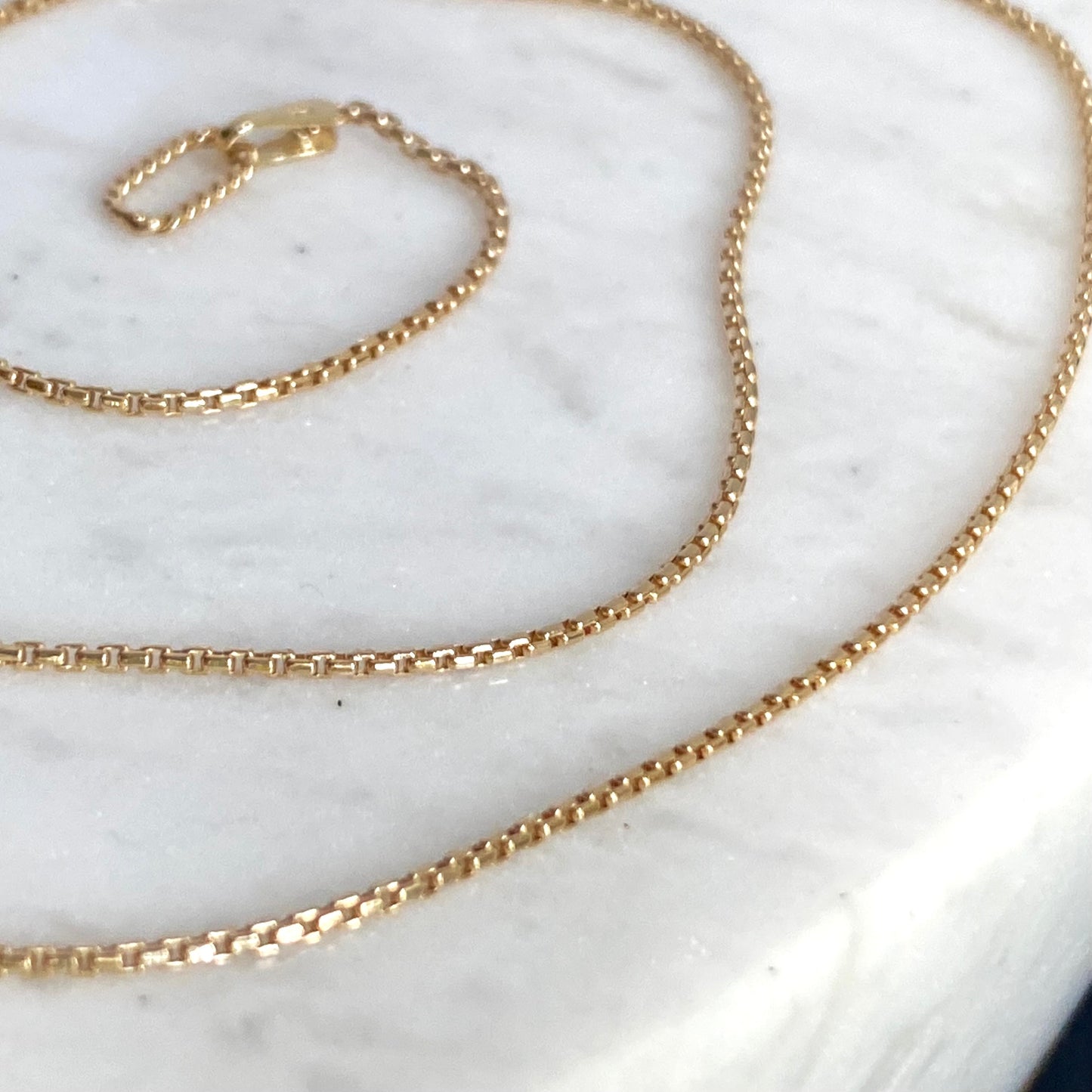 Rounded Box 1.1mm Gold Shimmer Chain