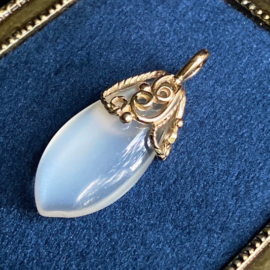 Moonstone Gold Filigree Elipse Pendant