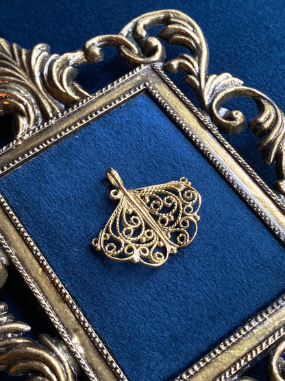 Ginkgo Leaf Gold Filigree Pendant