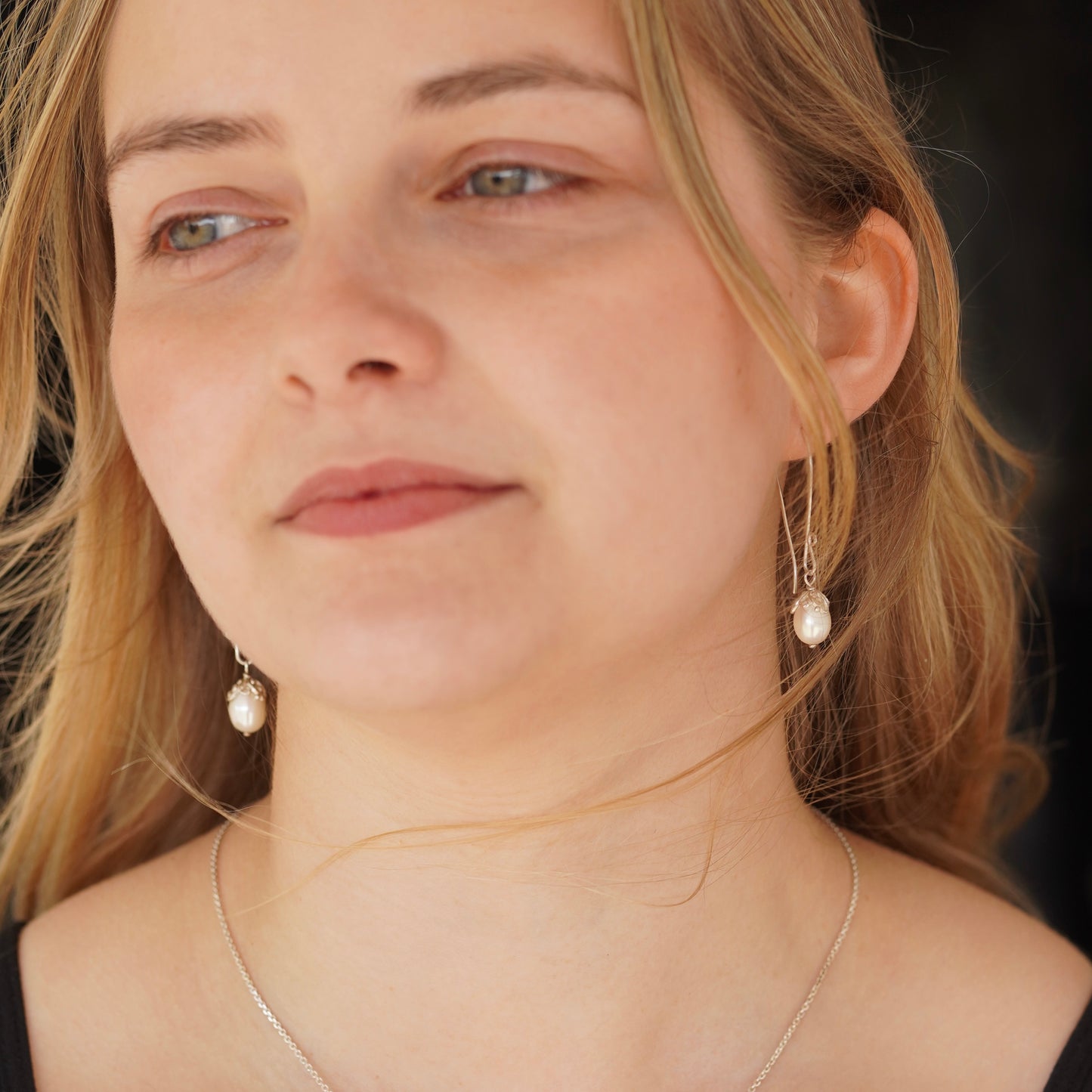 Pearl Teardrop Filigree Earrings