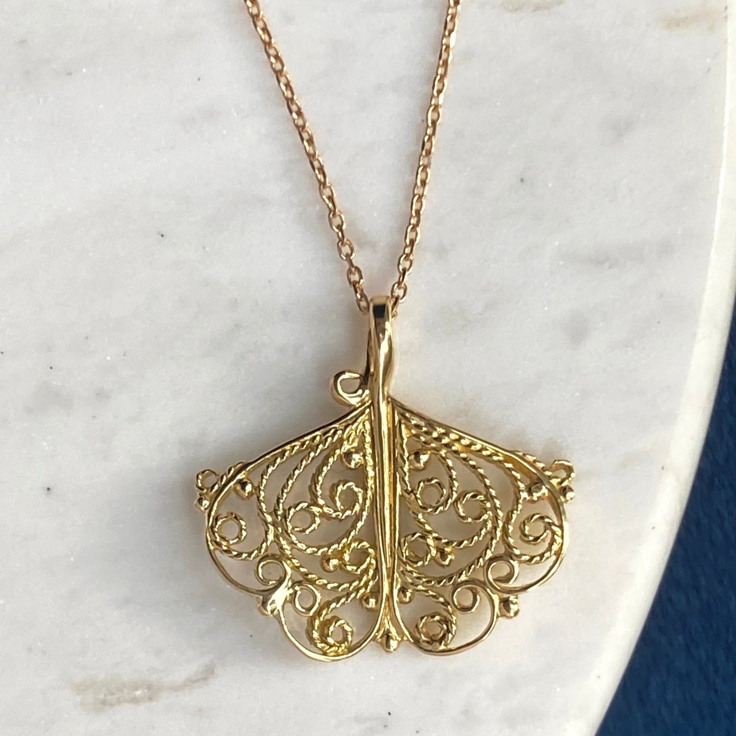 Ginkgo Leaf Gold Filigree Pendant