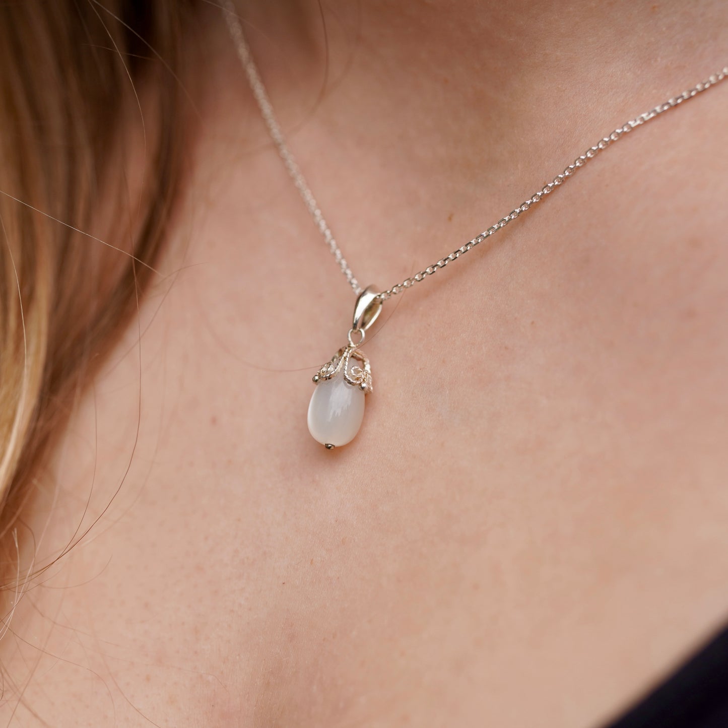 Silver Filigree Moonstone Teardrop Pendant
