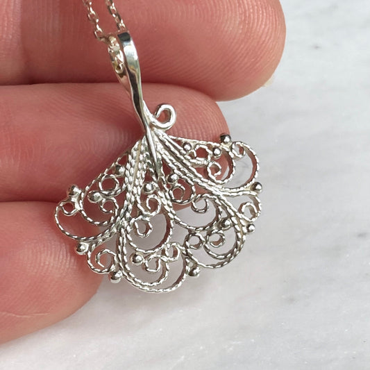 Small Ginkgo Leaf Silver Filigree Pendant