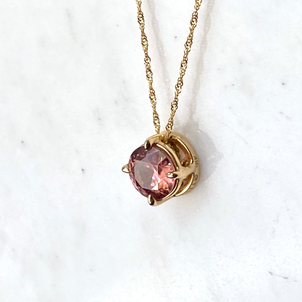 Natural Zircon Filigree Skylight Pendant 18k