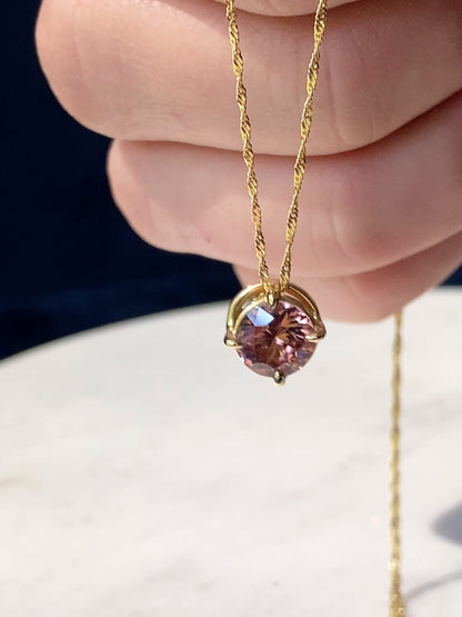 Natural Zircon Filigree Skylight Pendant 18k