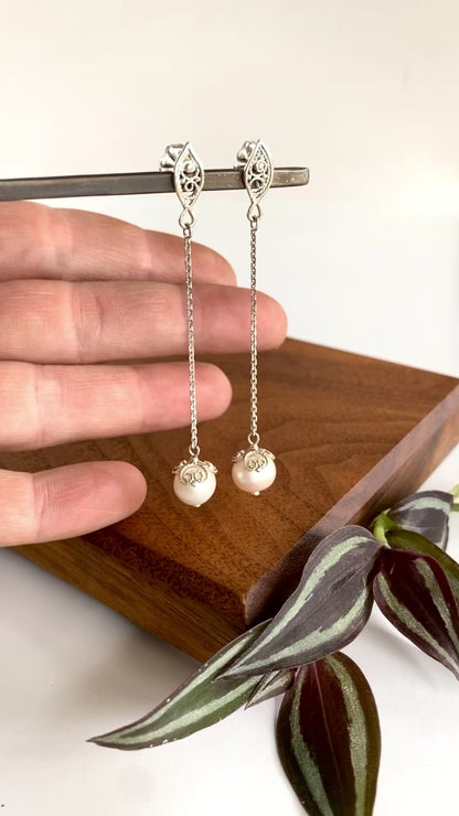 Pearl & Leaf Pendulum Earrings